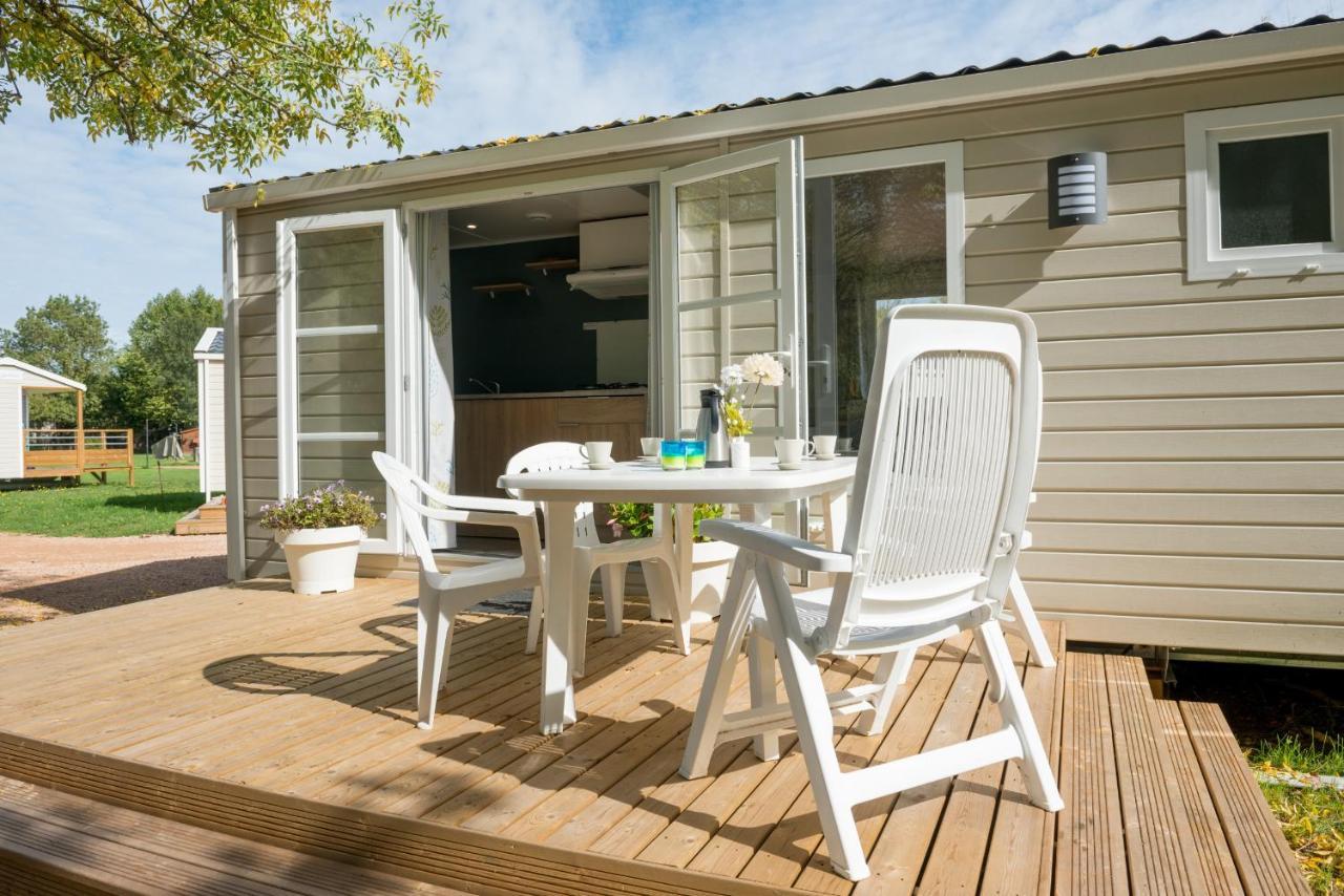 Camping Aux Rives Du Soleil Pont-de-Vaux Exteriér fotografie