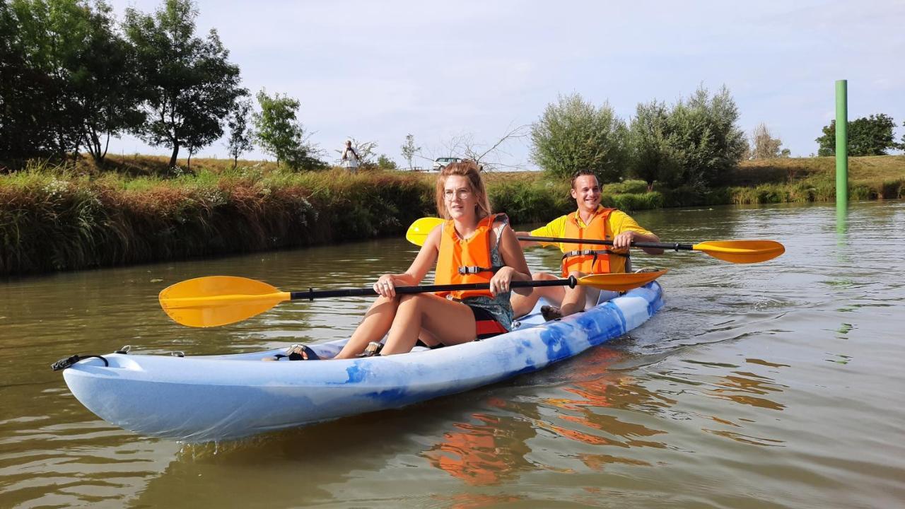 Camping Aux Rives Du Soleil Pont-de-Vaux Exteriér fotografie